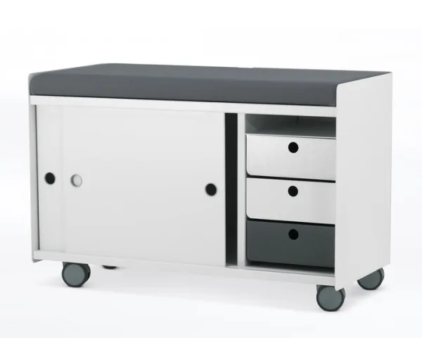 LI_SEN_P_20140323_031_L.jpg Sense Desks