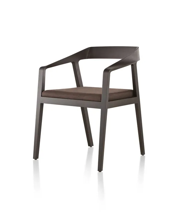 Full Twist Guest Chair